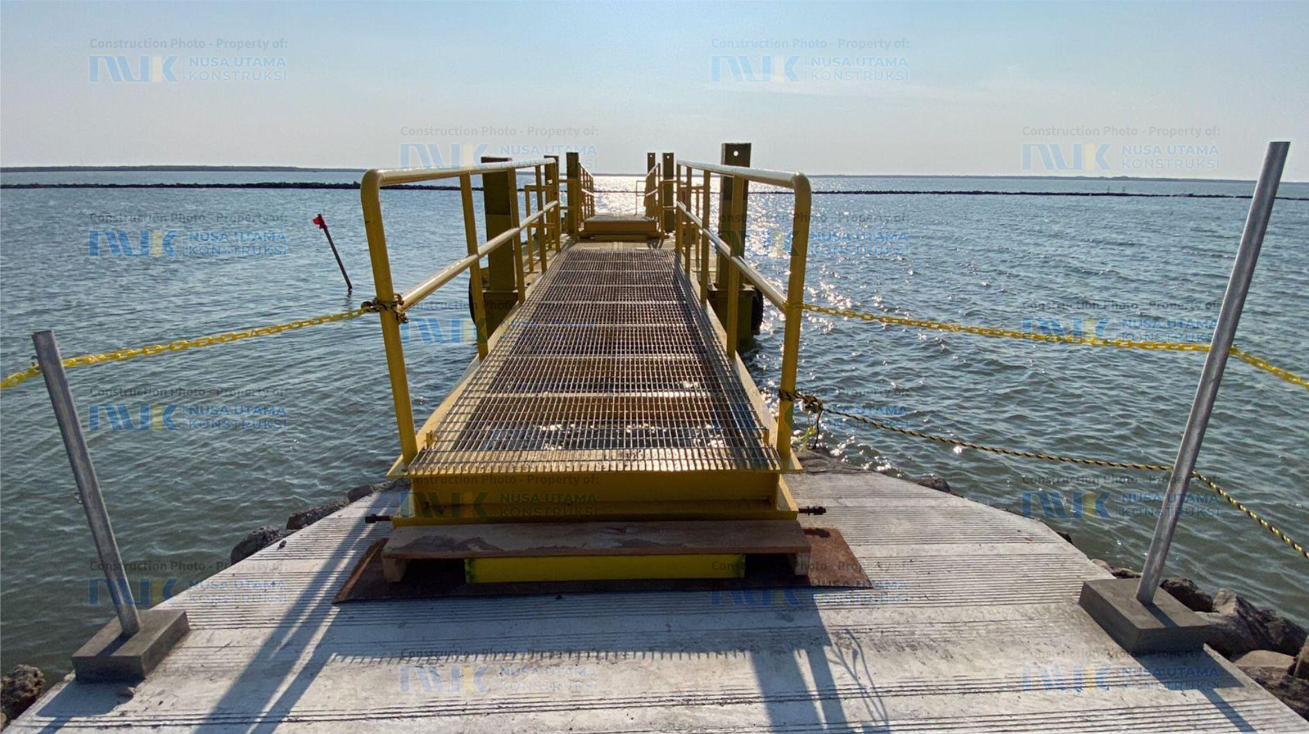 Floating Jetty Patimban Port Nusa Utama Konstruksi